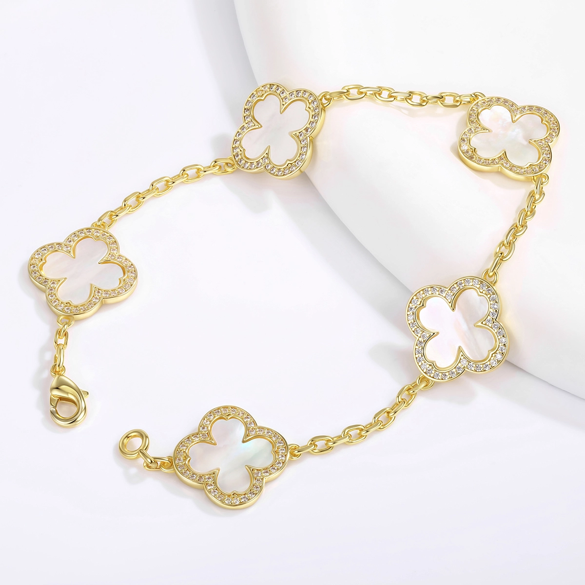 gold clover bracelet gold clover bracelet