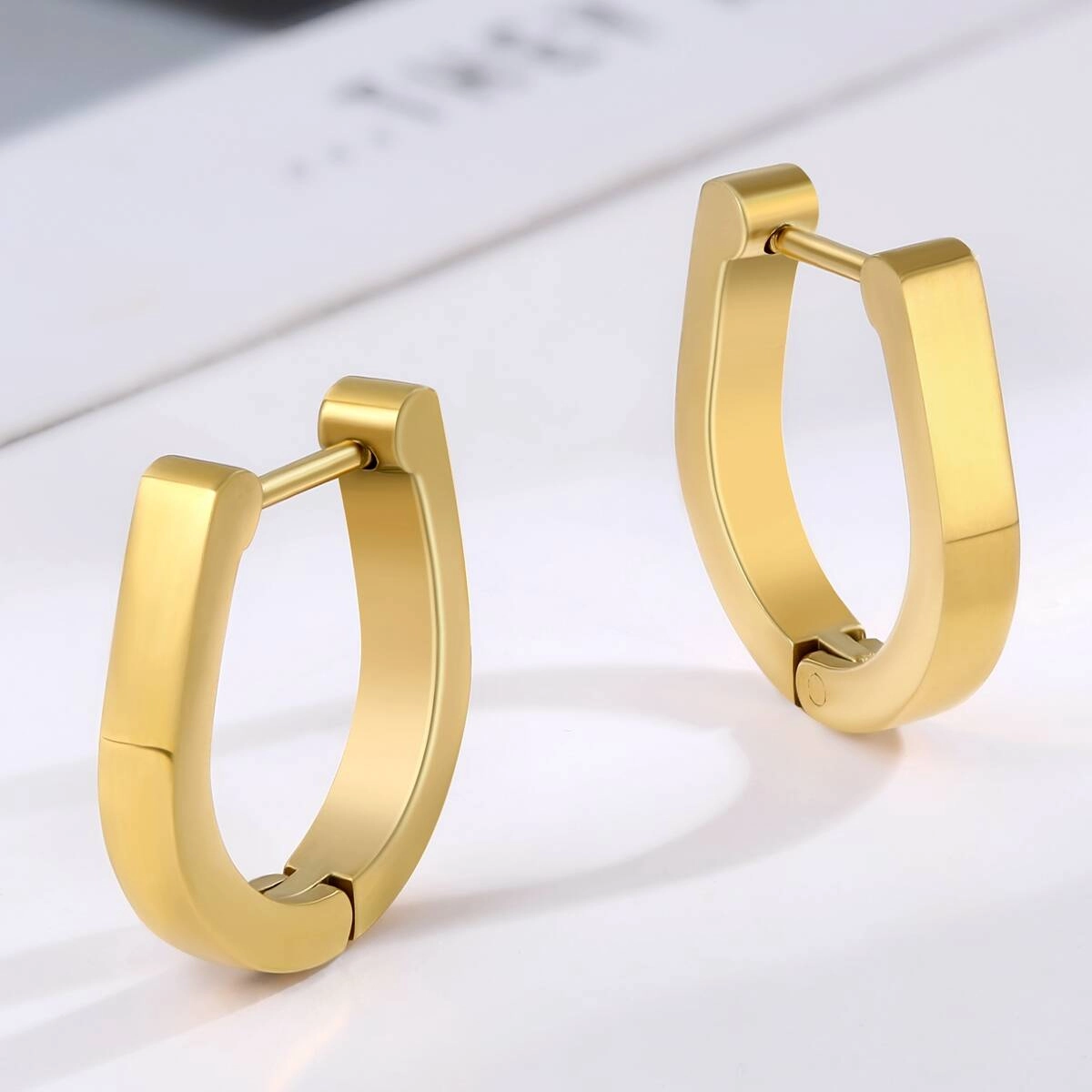 U Shape Geometric Hugggie Earrings-18K Gold 4 - Zhefan Jewelry U Shape Geometric Hugggie Earrings-18K Gold 4 - Zhefan Jewelry