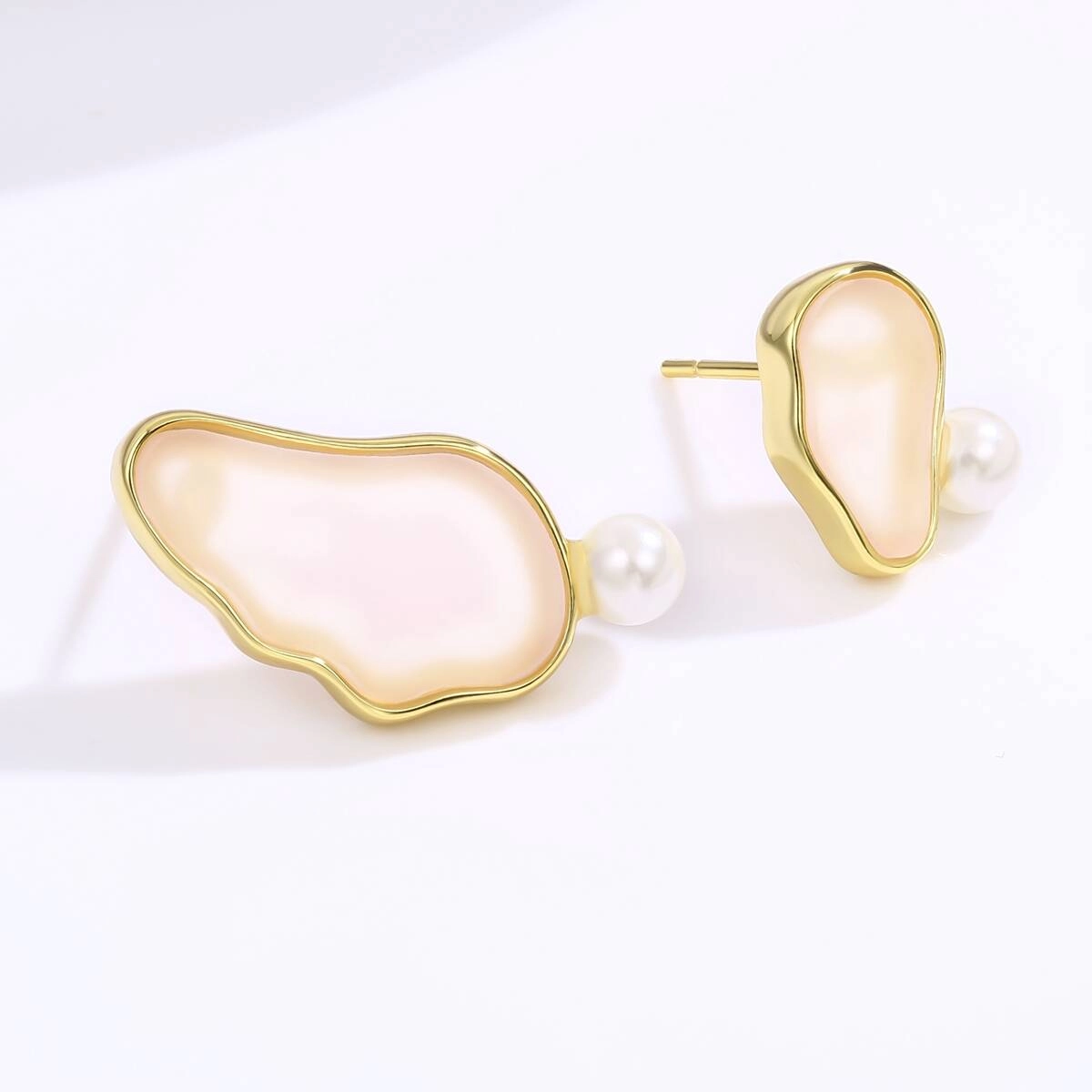 Unique Iregular Pearl Stud Earrings 2