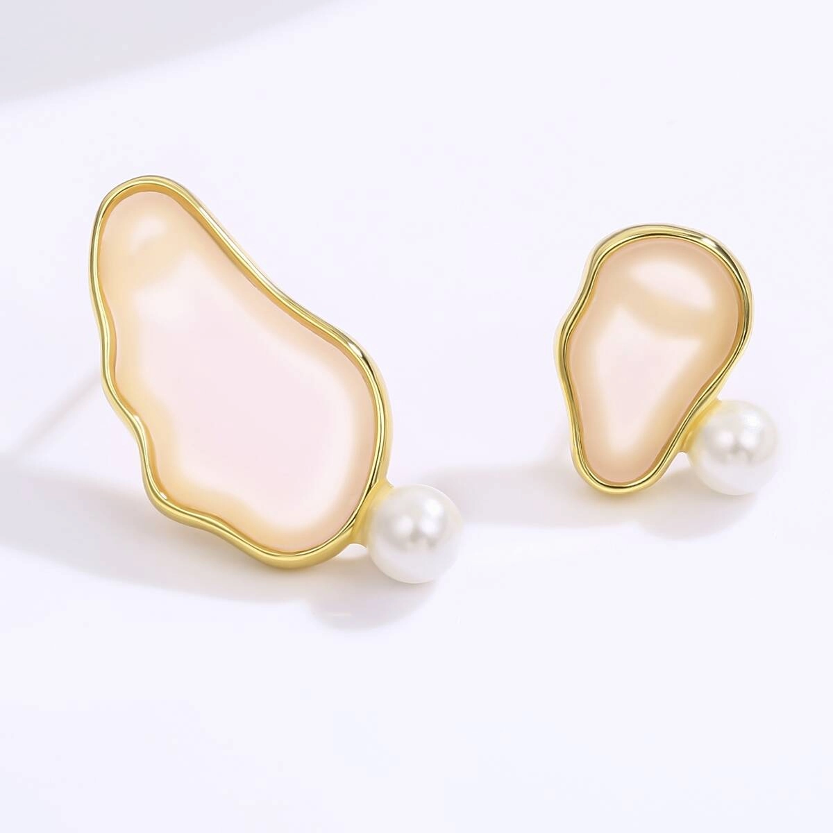Unique Iregular Pearl Stud Earrings 5